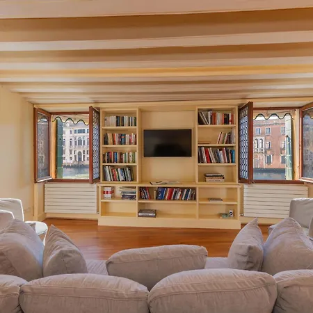 Apartment Ca' Emo Palazzo Sul Canal Grande Venedig