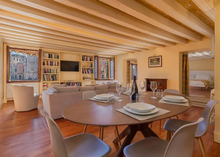 Ca' Emo Palazzo Sul Canal Grande *