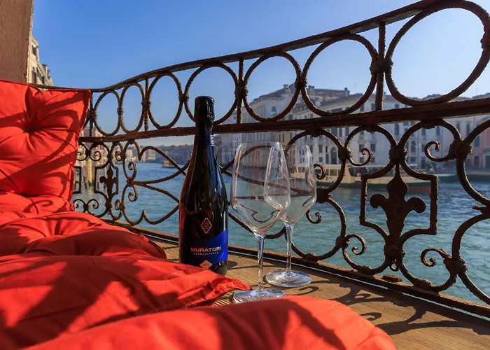 Apartman Ca' Emo Palazzo Sul Canal Grande