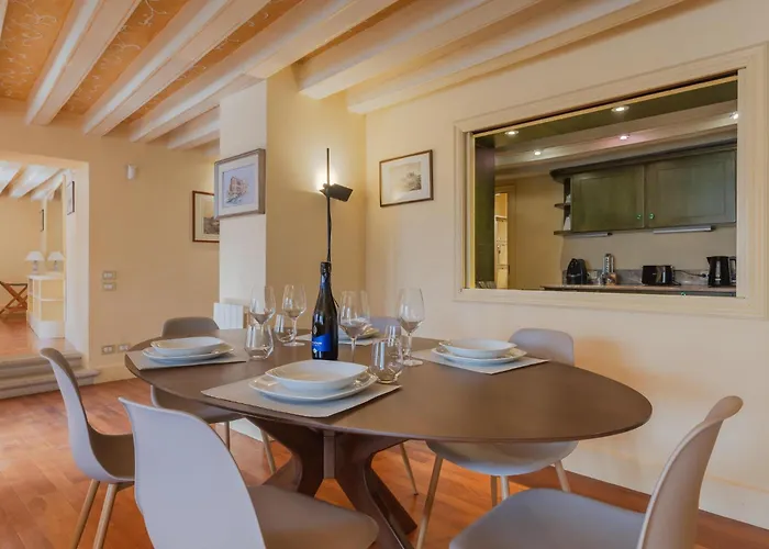 Apartman Ca' Emo Palazzo Sul Canal Grande *