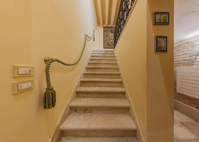 Apartman Ca' Emo Palazzo Sul Canal Grande *