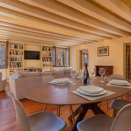 Ca' Emo Palazzo Sul Canal Grande *