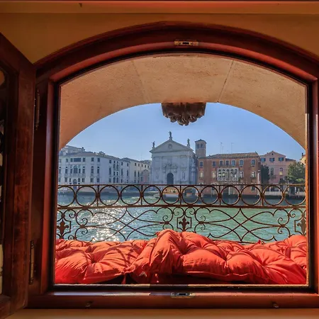 Ca' Emo Palazzo Sul Canal Grande ונציה